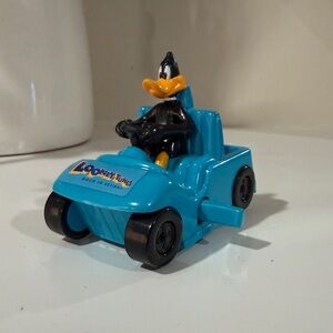 2003 Looney Tunes Wendy’s Happy Meal Toy - Daffy Duck Wind-up Car    kids toys